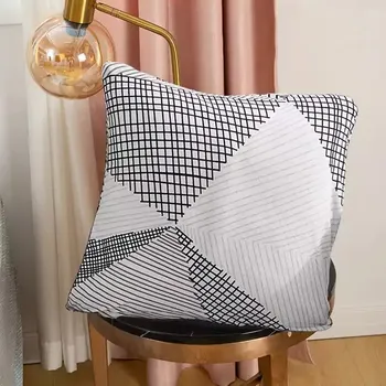 Povlak na dekorativní polštářek Dekorační povlak na polštář s ornamentem - 45x45 cm - 22,2 ks