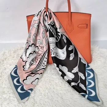 Šátek Hedvábný šátek Ptáci a květiny růžový 68x68 cm v dárkovém balení, HEDVÁBNÝ SVĚT