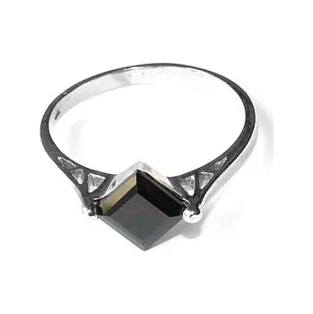 Prsten Stříbrný prsten přírodní granát - T1275 (Stříbrný prsten s přírodním granátem 6x6 mm)