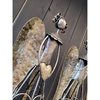 Vánoční dekorace Anděl kovový se zdobenou sukní - HR, Anděl s flétnou v. 44 cm