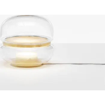 Stojací lampa Brokis MACARON S stolní svítidlo Barva skla: tmavá rosé- transparentní sklo, Povrchová úprava základny: dub evropský - bíle mořený, Povrchová úprava disku: BROKISGLASS - triplex opál mat