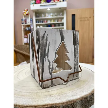 Svícen Dřevěná lucerna se stromkem