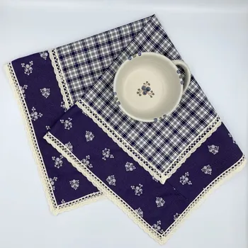 Napron - ubrus modrý kanafas kostky a Modřenka s krajkou Vzor kanafasu: Kombinované káro, Napron rozměr: 65x65 cm