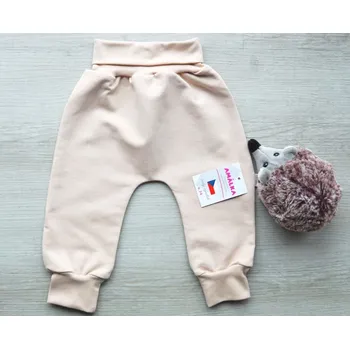 Kojenecké oblečení AMÁLKA Elastické rostoucí kalhoty teplákovina, oříškové Velikost: 80