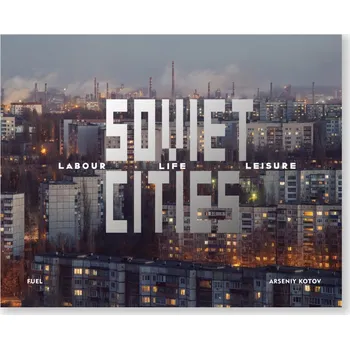 Cizojazyčná kniha Soviet cities