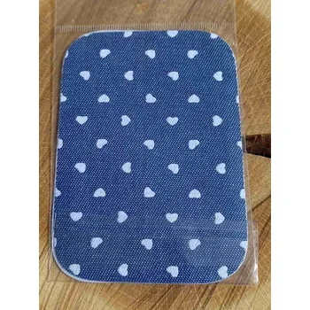 Textilní nažehlovací páska Nažehlovací záplaty riflové 7,5x10,5 cm 2 ks se srdíčky