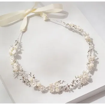 Čelenka B-TOP Čelenka do vlasů s květy a lístky - stříbrná