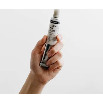 Péče o ruce Darinčino Mýdlo Krém na ruce pomeranč a ylang Velikost: 50ml