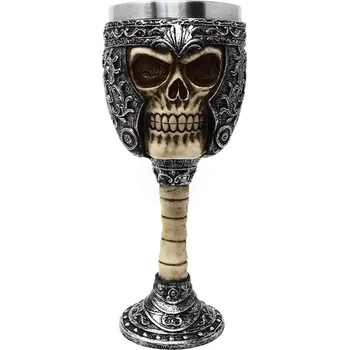 Replika zbraně MystiCalls Pohár umrlčí lebka v ocelové helmě 18,5cm