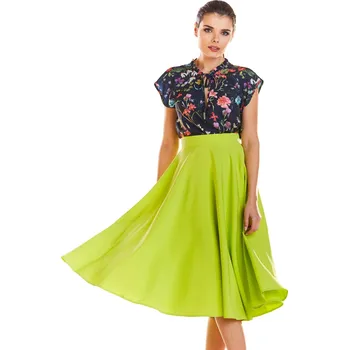 Dámská sukně Kruhová sukně, boční kapsy M190 Barva: Světle zelená, Velikost: L