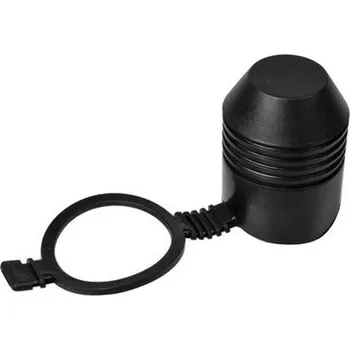 Kryt tažného zařízení s úchytem