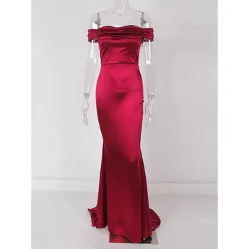 Dámské šaty Pouzdrové šaty s odhalenými rameny Barva: Bordová, Velikost: XS