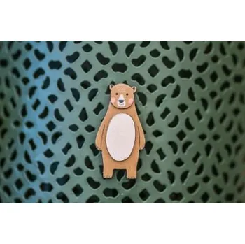 Brož Dřevěná brož Méďa Péťa s možností výměny či vrácení do 30 dnů zdarma - B03