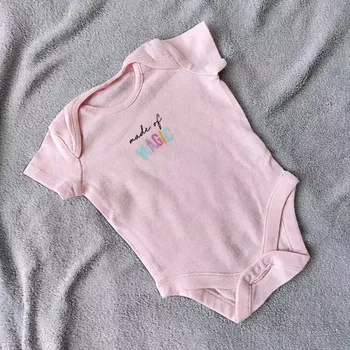 Dámské spodní prádlo Body F&F vel.68 (Růžové body s nápisem s krátkým rukávem)