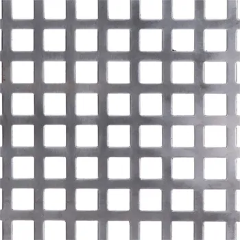 Plech Čtvercový perforovaný plech s otvorem 10x10mm, rozteč 15mm, tloušťka 1,5mm, FE