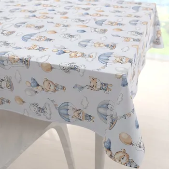 ubrus Dětský bavlněný čtvercový ubrus Sandra SA-469 Zvířátka s padáky na světle modrém 40x40 cm