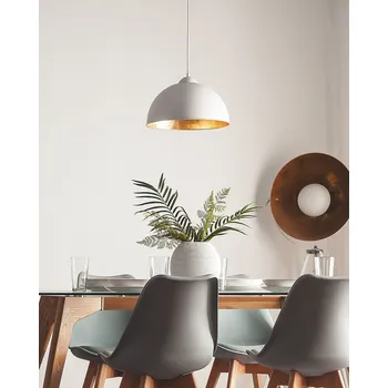 Osvětlení Závěsná lampa bílá a zlatá kovová polokoule průmyslový vzhled pro obývací pokoj, ložnici a jídelnu Beliani