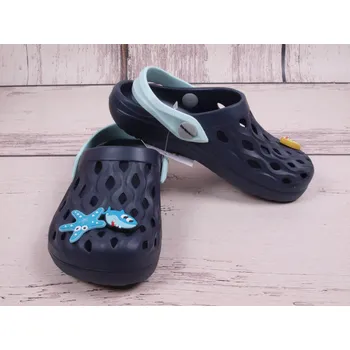 Chlapecká žabka Plážová obuv nazouváky gumové pantofle Camminare Flow tmavě modré se 3 ozdůbkami velikost: 28/29