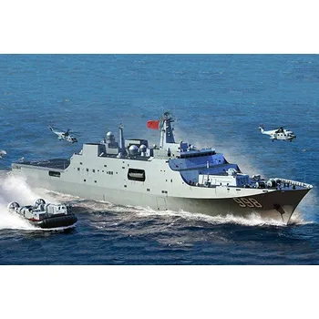Plastikový model PLA Navy Type 071 Amphibious Transport Dock - Trumpeter 06726