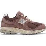 New Balance 2002R Black Fig Velikost: 43