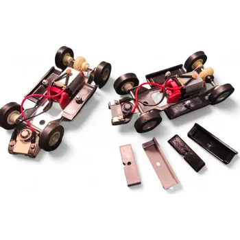 auto na autodráhu Topautodrahy.cz Opravné díly bočnic + šroubky pro plechový podvozek autodráha Ites / Gonio