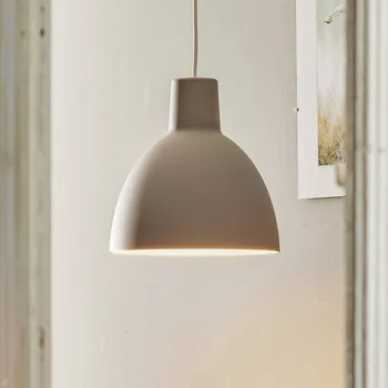 Louis Poulsen závěsné světlo Toldbod 250 šedá - kabel 260 cm světle šedá 1 x 9 W - Doprava zdarma