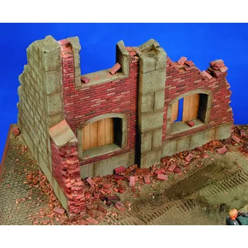 Plastikový model Royal Model 1/35 Barn ruin