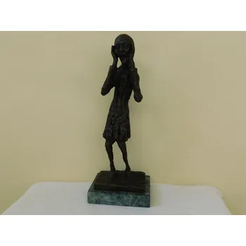 VÝKŘIK - BRONZOVÁ SOCHA NA MRAMORU