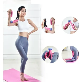 Posilovač stehenních a prsních svalů