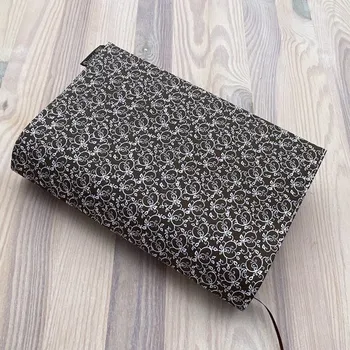 Obal na knihu Obal na knihu Bílý vzor na hnědé, S1563