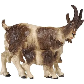 Vánoce Ornatis Koza s kůzlaty stojící Provedení: Malované, Velikost stojících figur dospělých postav: 16 cm Dřevěná vyřezávaná soška kozy se dvěma kůzlaty