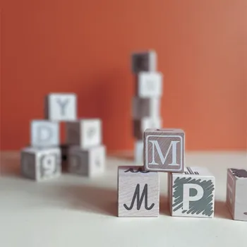 Dřevěná hračka Bajo Kostky abeceda