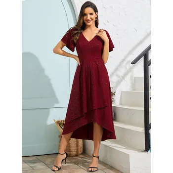 Dámské šaty Saténové flitrové šaty s volánovým rukávem a asymetrickým lemem Barva: Bordová, Velikost: 8XL