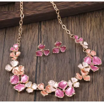 Souprava šperků B-TOP Pozlacená souprava s Trojlístky v růžových tónech