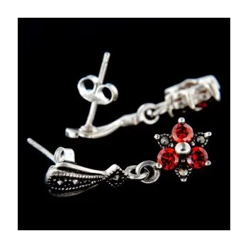 Náušnice Stříbrné náušnice na puzetu