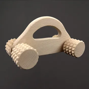 Podtácek AMADEA Dřevěný masážní váleček - autíčko 17 cm