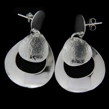 Náušnice Stříbrné náušnice na puzetu