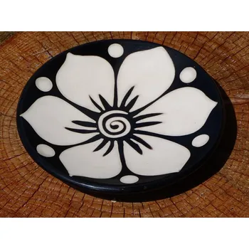 Talíř Dekorativní talíř střední (květ, 20 cm)