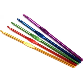 Háček na háčkování vel. 2-5,5, barva 5,5 náhodná barva