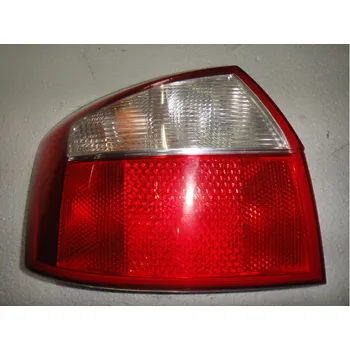 Zadní světlomet Levé zadní světlo Audi A4 8E0945095C