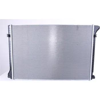 Auto-moto Chladič, chlazení motoru NISSENS 606704