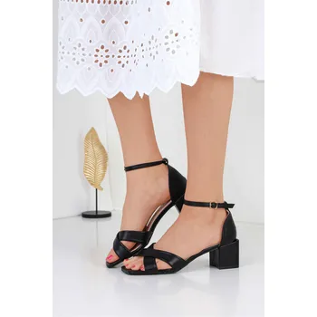 Dámské sandále BALADA Sandály na podpatku QG08B Velikost: 38