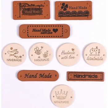 Koženkové štítky Handmade bílé / hnědé - balení 10 ks