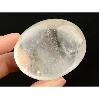Přírodní kámen Křišťál hladký kámen 103g