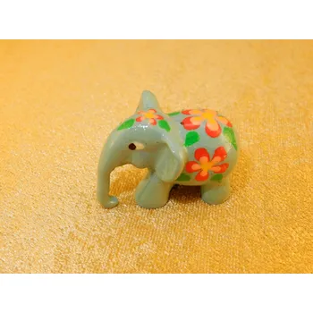 Ručně malovaná soška slona z pryskyřice Bawah Laut