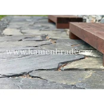 Venkovní dlažba Břidlicové šlapáky 10 m² (4 – 6 ks/m²) 5 m²