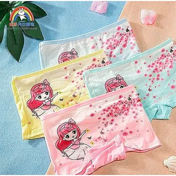 4 ks dívčích kalhotek s nohavičkami, různé animované motivy Motiv: panenka s motýlky, Velikost: S (2-3 roky)