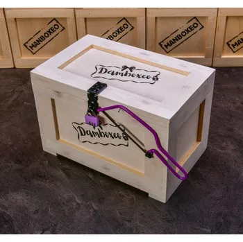 Prázdná Damboxeo Dárková Truhla se zámečkem a pilkou | Manboxeo.cz | Manboxeo.cz