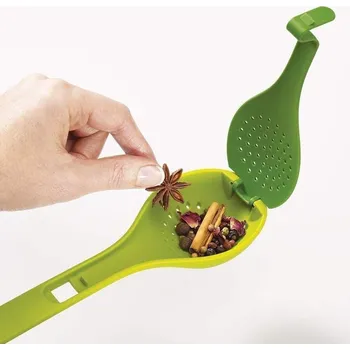 Infuzér na koření do polévek a omáček - Lžíce