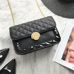 Dámská crossbody kabelka černá prošívaná MONNARI X419